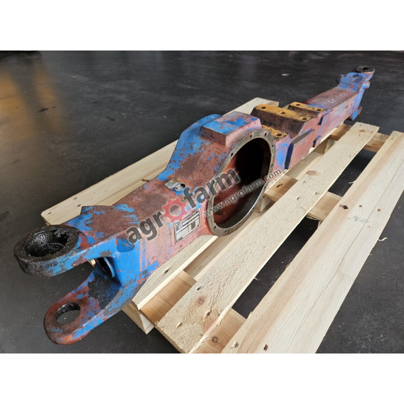 Obudowa mostu FWD Ford 7700, 7600