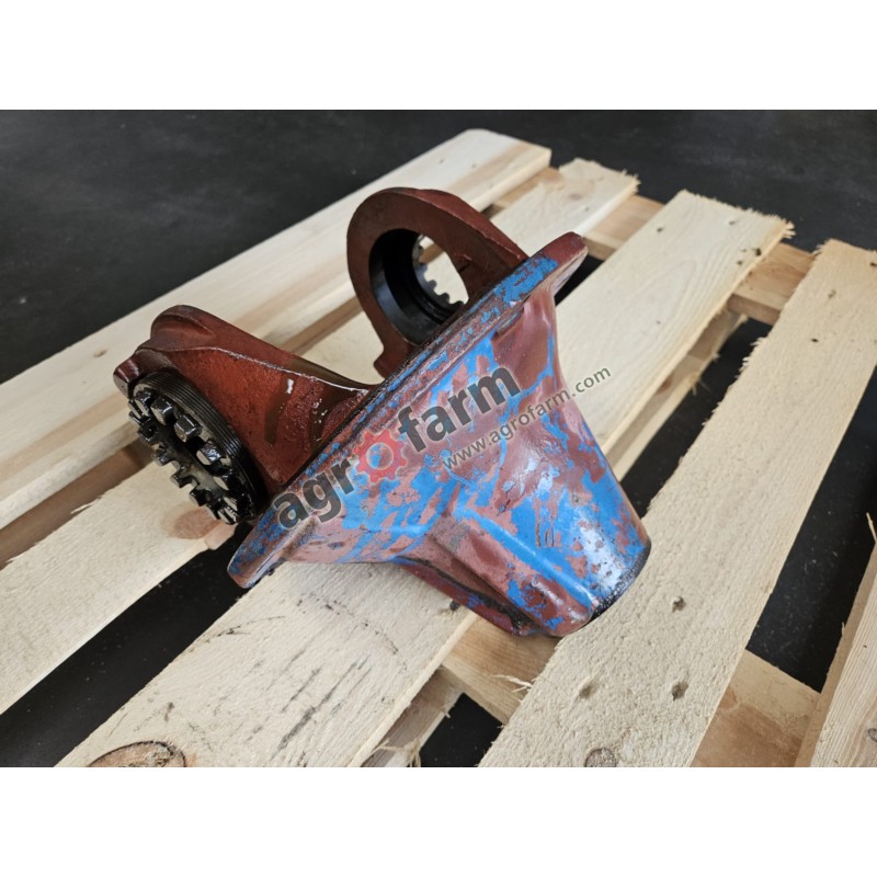 Uchwyt dyferencjału FWD Ford 7700, 7600