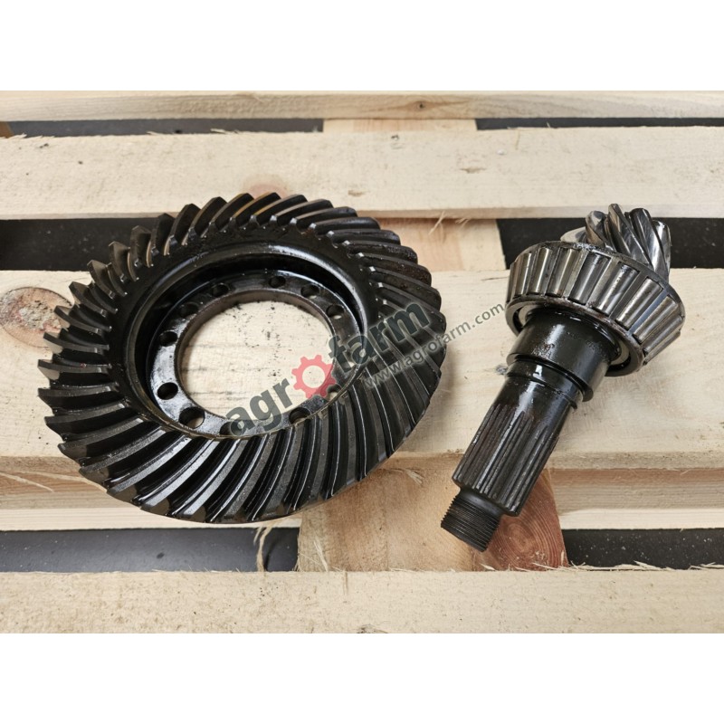 Wałek ataku + koło Z9x37  FWD Ford 7700, 7600