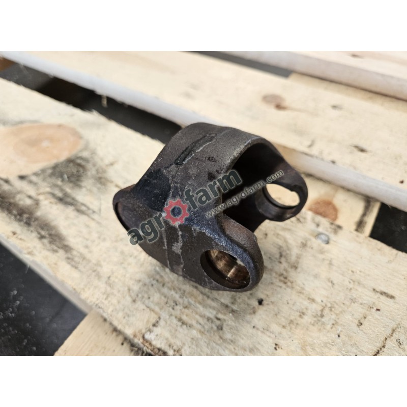 Łącznik półosi FWD Massey Ferguson 3225, 3220