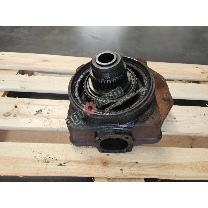 Zwrotnica LH FWD Massey Ferguson 6180, 6270