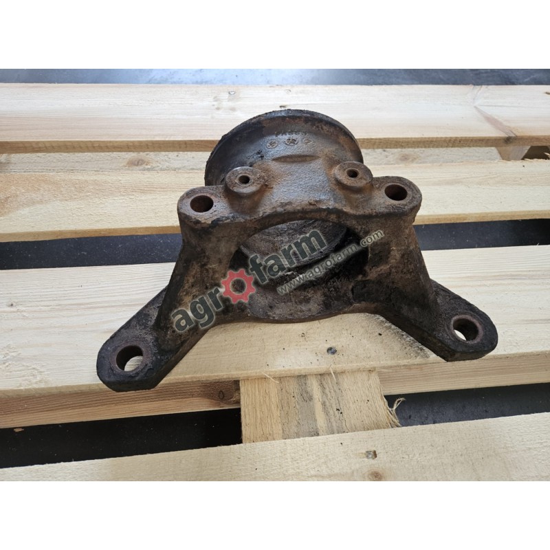 Podpora mostu FWD Massey Ferguson 6180, 6270