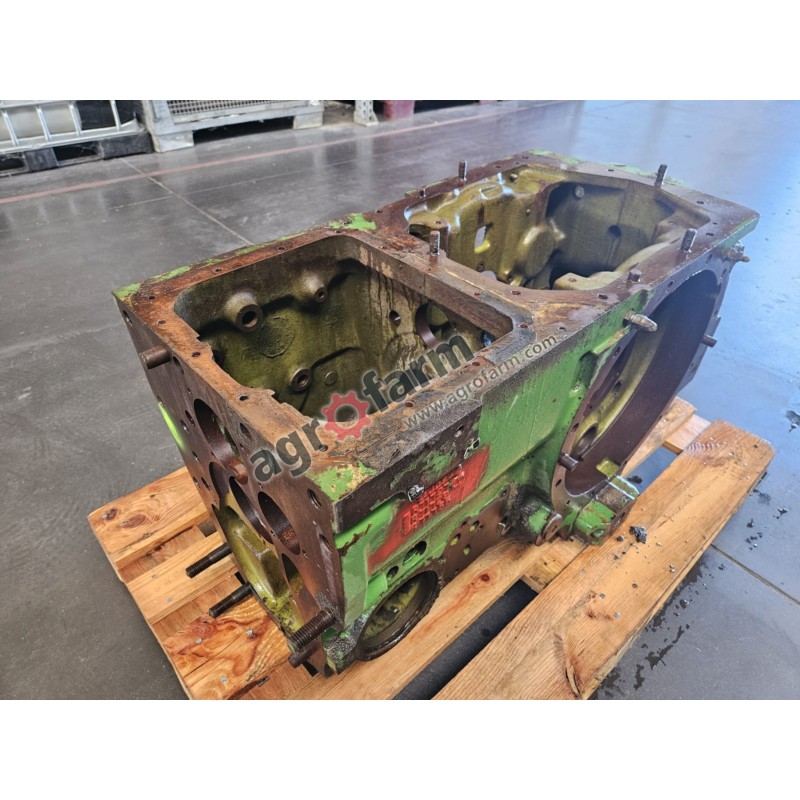 OBUDOWA TYLNEGO MOSTU JOHN DEERE