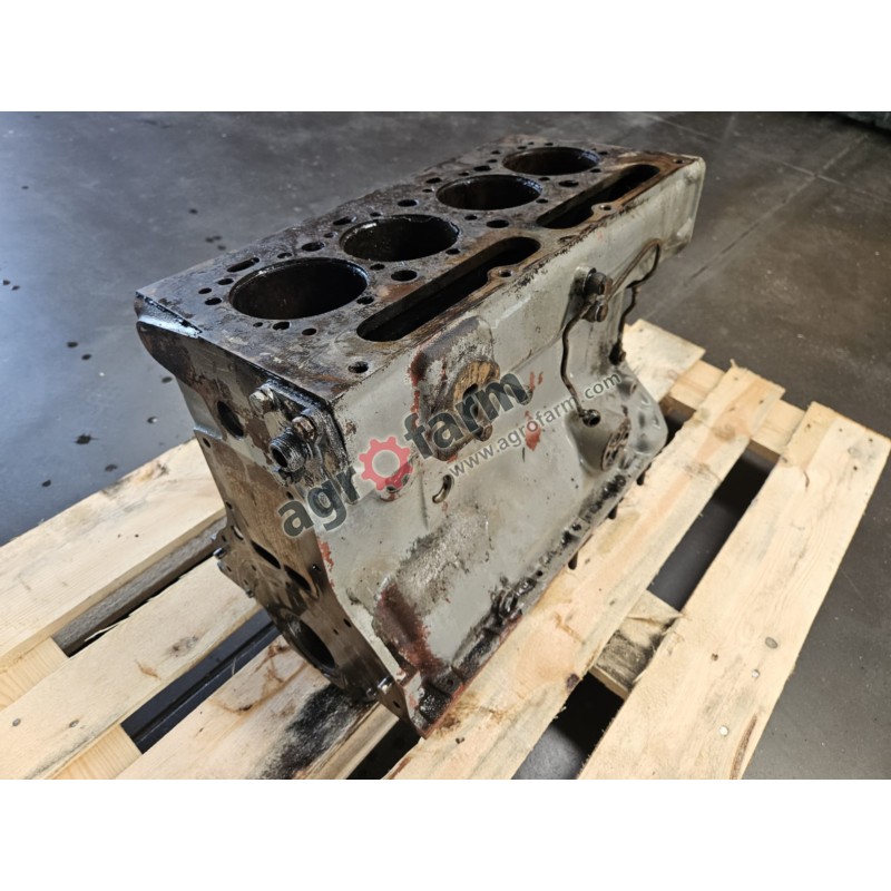 Blok silnika Massey Ferguson 260, 560