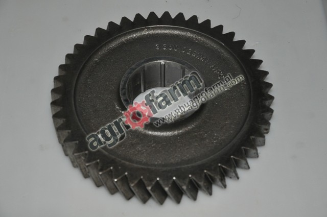 gear Z43 MASSEY FERGUSON USED