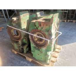 OBUDOWA TYLNEGO MOSTU JOHN DEERE