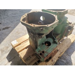 OBUDOWA SPRZĘGŁA JOHN DEERE L29296