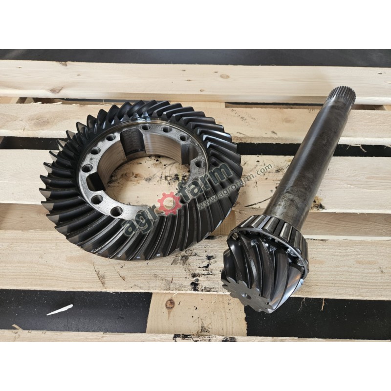 Wałek ataku + koło Z11x39 FWD John Deere 8360R