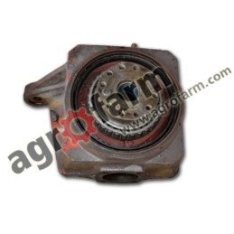 Swivel housing MASSEY  3080 3085 3090 3095 3426763R1
