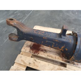 DEUTZ 10178 FRONT AXLE Housing
