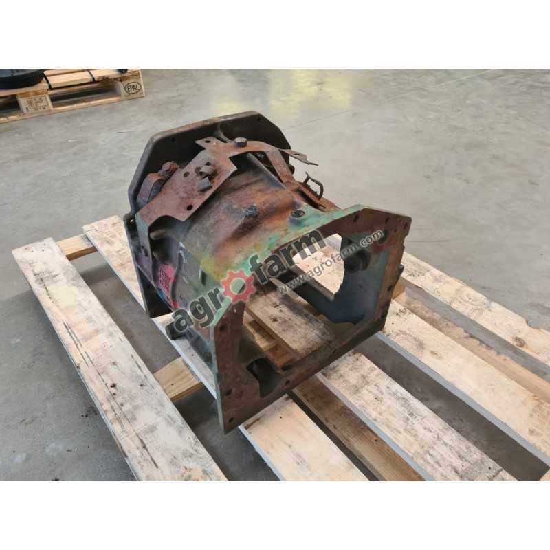 Housing JOHN DEERE 6120 6230 6320 L166553 GEARBOX