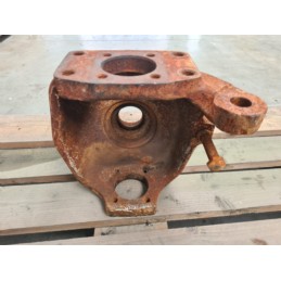 Swivel housing LH JOHN DEERE 5100M 5225 5625 7250600261
