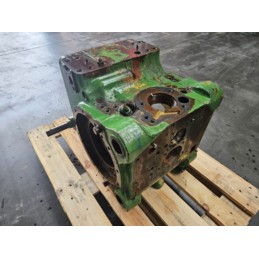 Housing JOHN DEERE REAR AXLE L101947