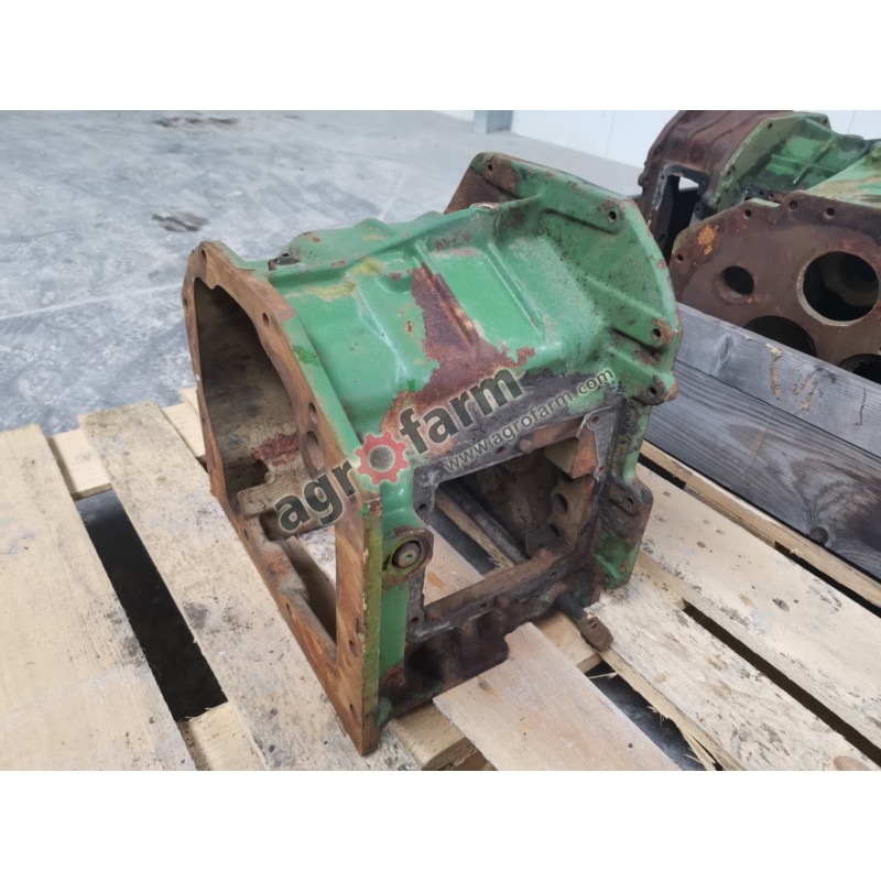 Housing JOHN DEERE GEARBOX L113536