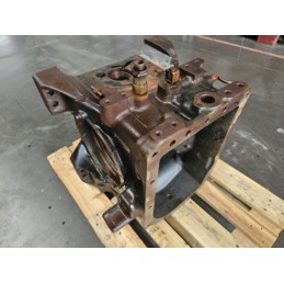 OBUDOWA TYLNEGO MOSTU JOHN DEERE R105840