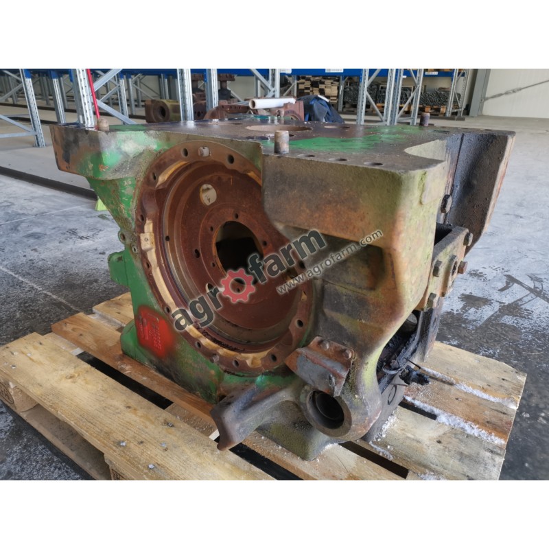 OBUDOWA TYLNEGO MOSTU JOHN DEERE R180648
