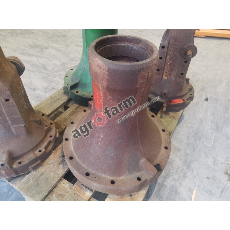 OBUDOWA ZWOLNICY JOHN DEERE R109842