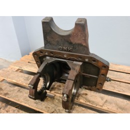UCHWYT DYFERENCJAŁU 87543241 CNH