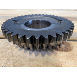 gear PTO 30x39 CASE 82666C3