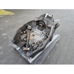 ALL-POINT HITCH AND FRONT PTO VALTRA N174