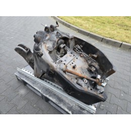 ALL-POINT HITCH AND FRONT PTO VALTRA N174
