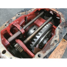 TYLNY MOST RENAULT ARES 556 0300B04
