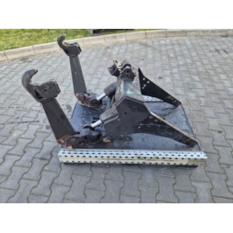 Three-point linkage, frontfront axleVALTRA N111