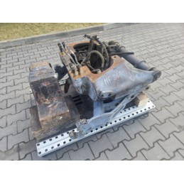 PRZEDNI TUZ MASSEY FERGUSON 8690