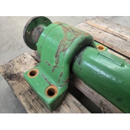 Podpora wału pędnego John Deere 6155M