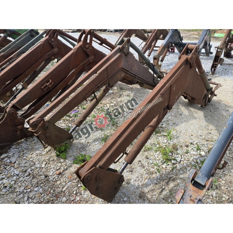 Front loader Agram Q650