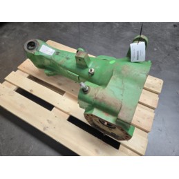 Obudowa przedniego mostu John Deere 7820