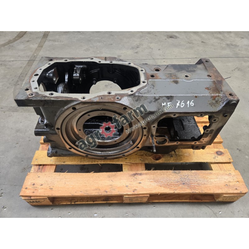 OBUDOWA TYLNEGO MOSTU MASSEY FERGUSON, 851B9