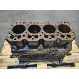 BLOK SILNIKA 4 CYLINDRY JOHN DEERE UŻYWANY