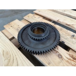 KOŁO ZĘBATE Z64 CASE 5120, 5230, MX 100