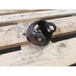 Łącznik półosi Massey Ferguson 6130, 6140, 4245