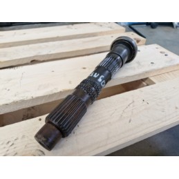 Wałek Massey Ferguson 8110, 8150,  8210, 8240