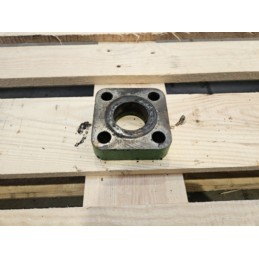 Uchwyt sworznia zwrotnicy John Deere 7800, 7700