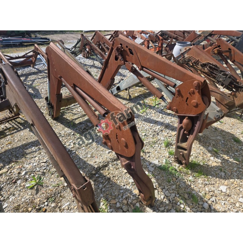 Ładowacz czołowy MX T412