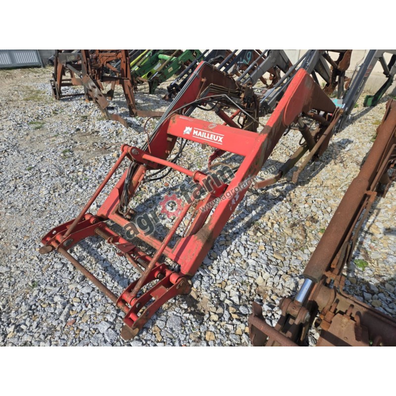 Front loader Mailleux MX 4085