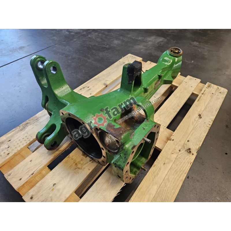 Obudowa mostu RH John Deere 6105MC, 6120M, 6140R
