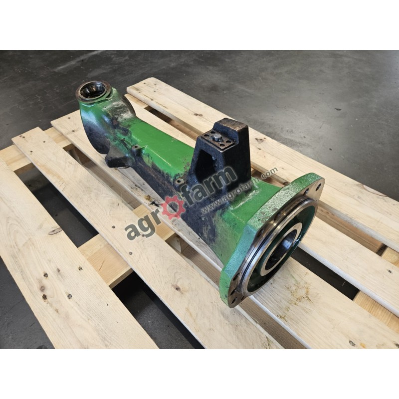 Obudowa mostu LH John Deere 6105MC, 6120M, 6140R