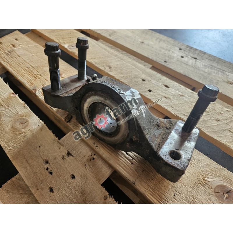 Podpora osi  FWD Massey Ferguson 7616, 7480