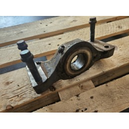 Podpora osi  FWD Massey Ferguson 7616, 7480