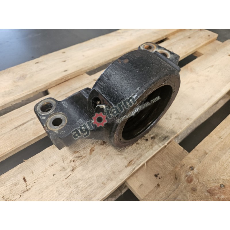 Podpora mostu FWD Case 4230, CX70, C70, MX90C
