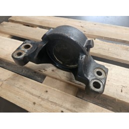 Podpora mostu FWD Case 4230, CX70, C70, MX90C