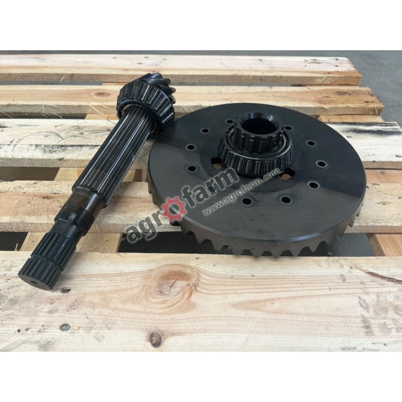 Wałek atakujący z kołem Z10/43 Fiat F130DT