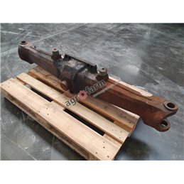 Obudowa przedniego mostu Massey Ferguson 6270 6180