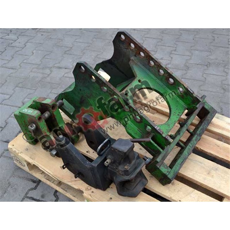 AUTOMATIC TRANSPORT HITCH JOHN DEERE