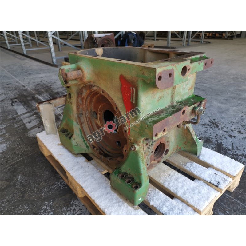 OBUDOWA TYLNEGO MOSTU JOHN DEERE OBUDOWA TYLNEGO MOSTU JOHN DEERE