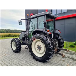 VALTRA A93